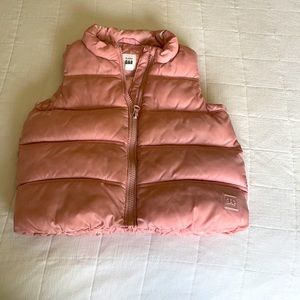4T Toddler Girl Gap Puffer Vest